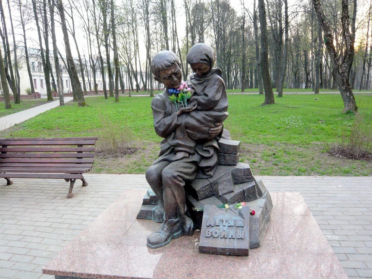 Памятник детям войны в Белгороде